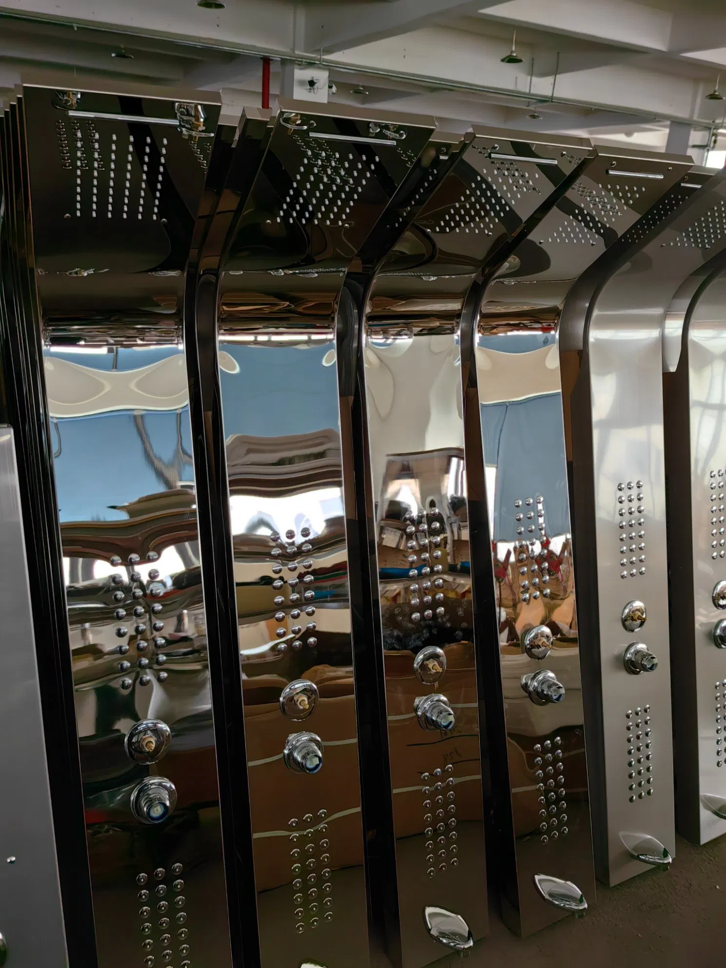 Ec-1019 Popular Bathroom Shower Column Contemporary Shower Panel