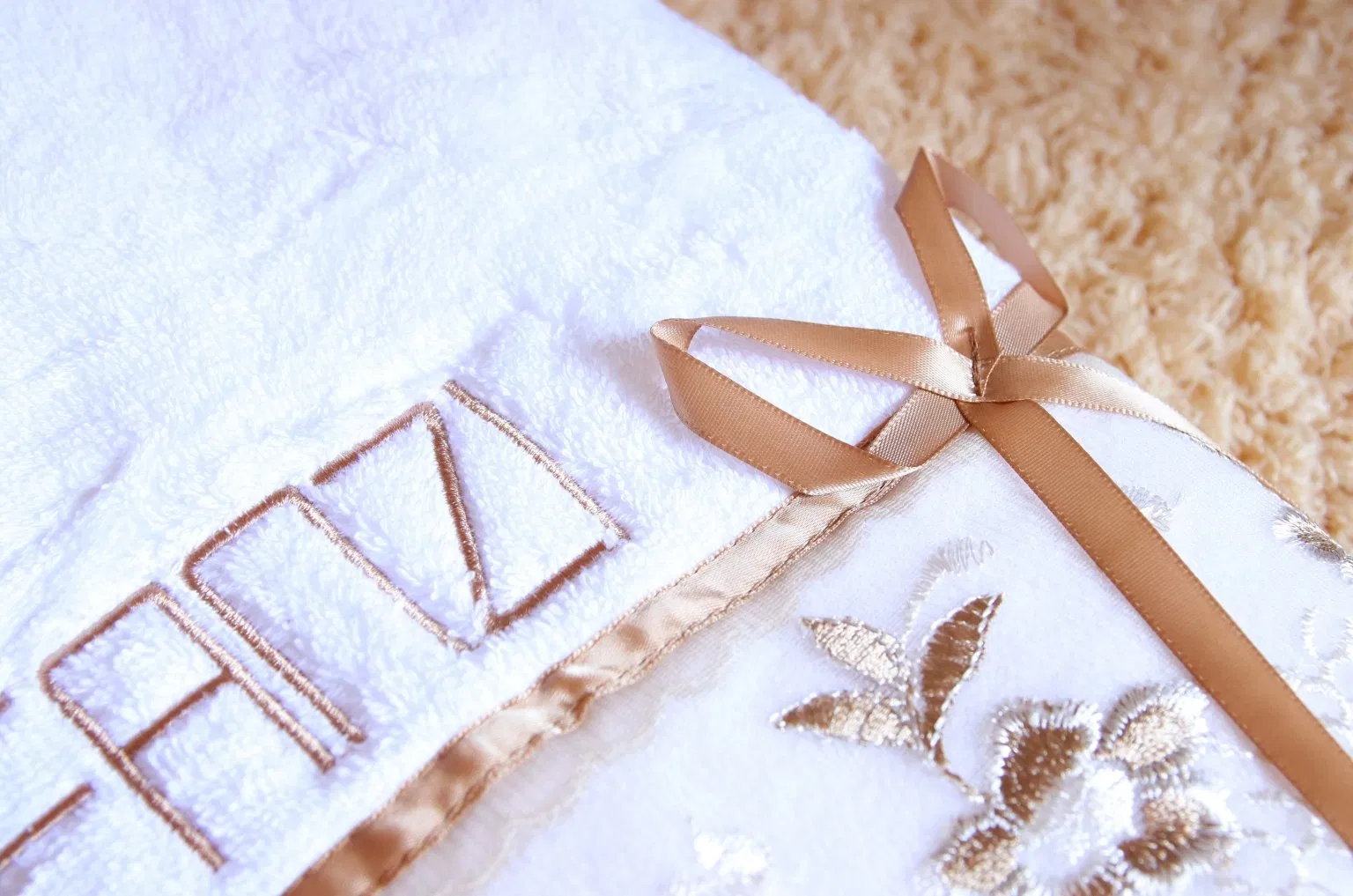 Well Sell Soft and Comfortable 5 Star 100% Cotton Hotel Bath Towels