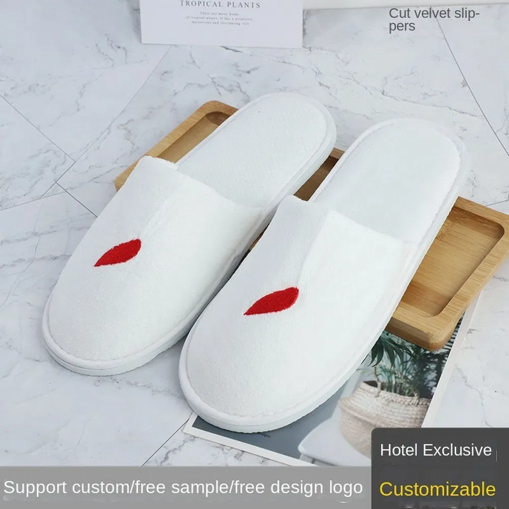 Одноразовые тапочки для отеля с мягкой противоскользящей подошвой