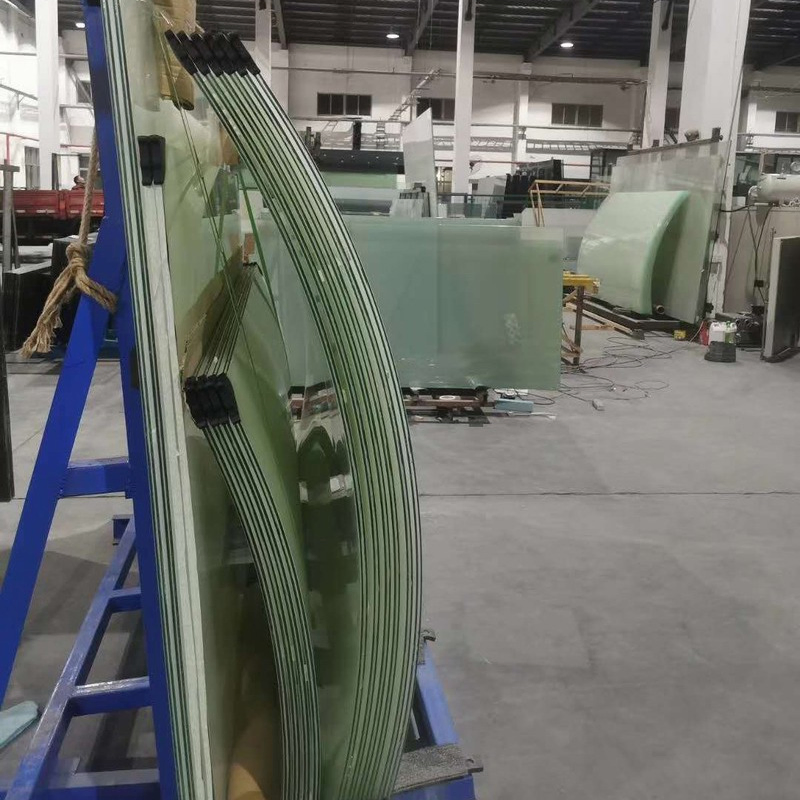 Guoxin Curved Glass Railing for Villas with Fireproof and Waterproof