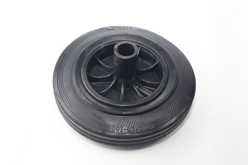 Большой уличный пластиковый мусорный бак 1100 л с колесами