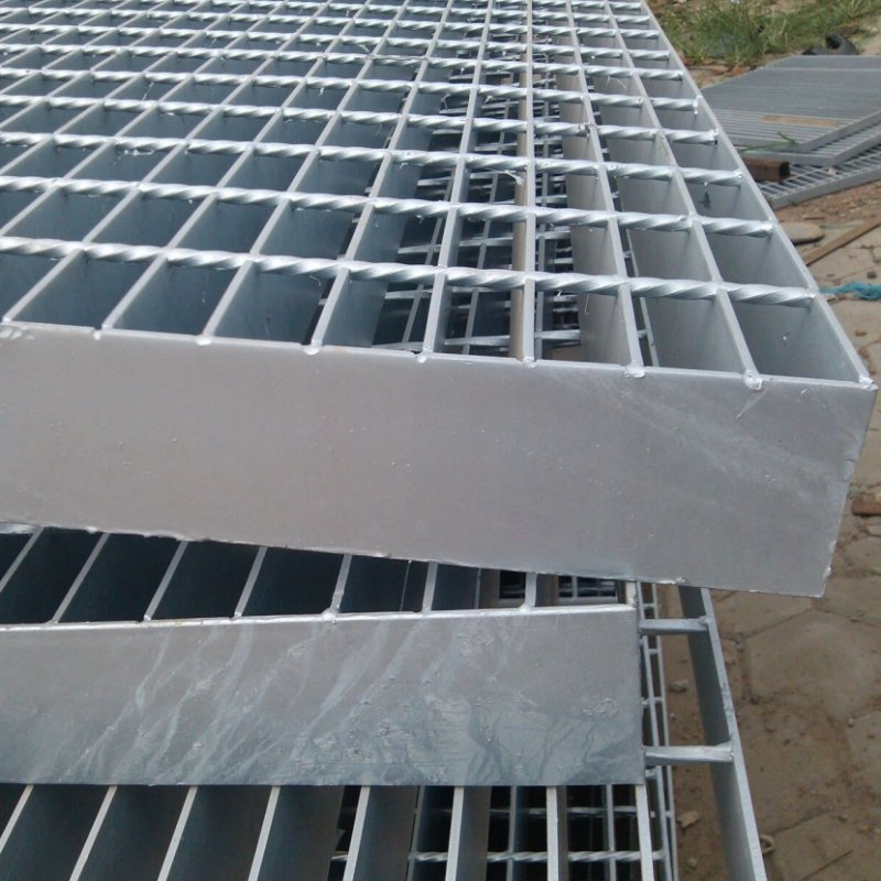 Premium Galvanized Steel Grating Walkway for Enhanced Durability