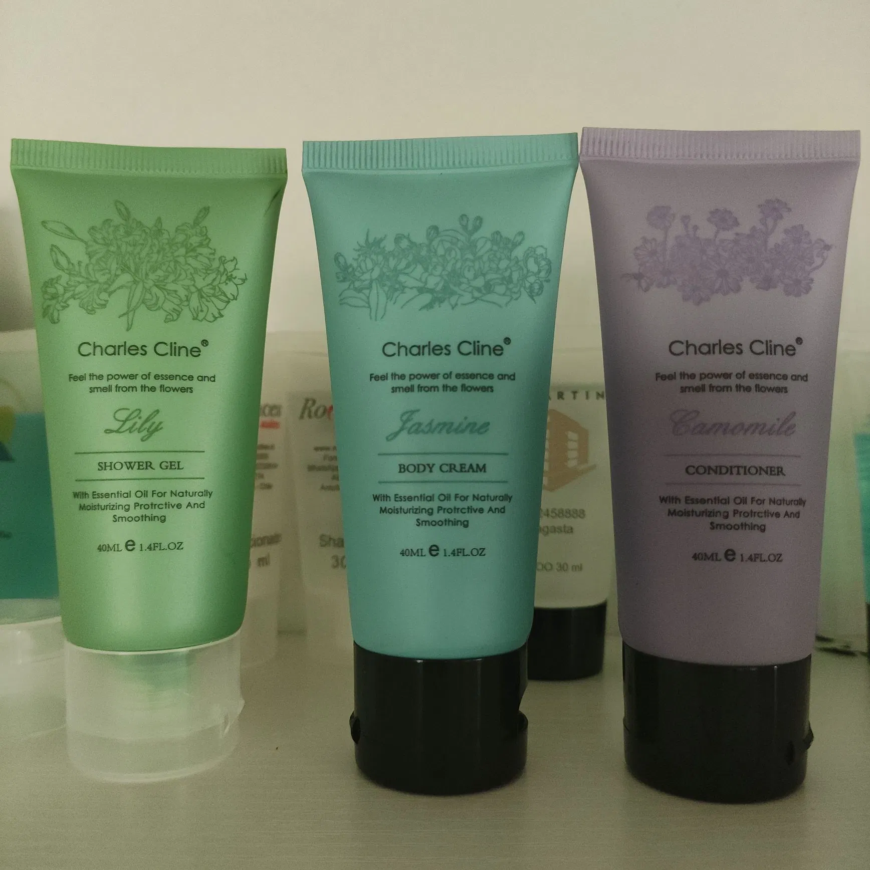 Luxury 25ml 30ml 35ml Plastic Soft Tubes for Shampoo with Conditioner Body Wash and Body Lotion
