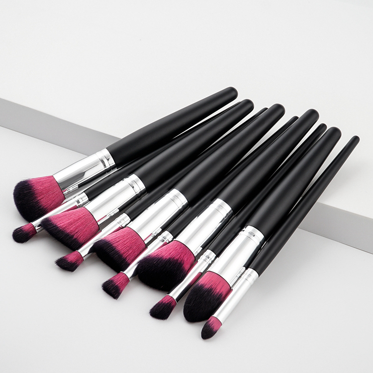 Hot Sale High Quality Synthetic Song and Dance Uki Foundation Professional Wooden Handle Makeup Brush Set