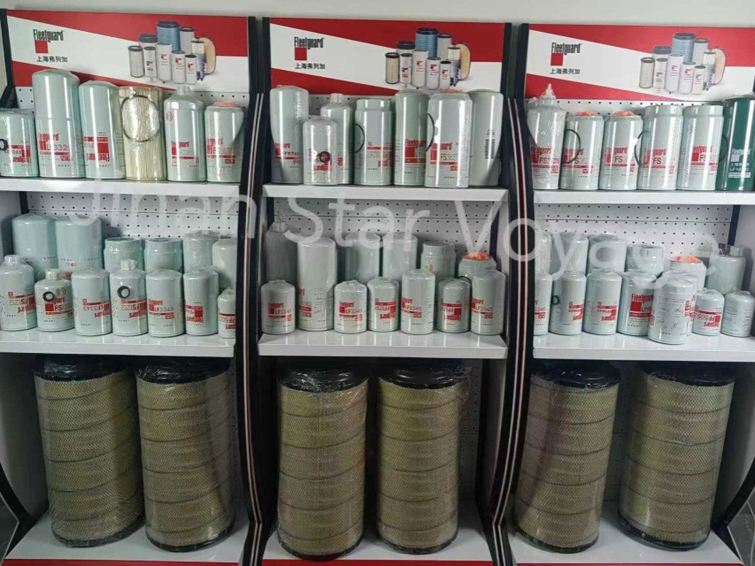 Genuine Fleetguard FS19898 / FS36260 для Dongfeng Cummins C4960197 / 4327370 Tianlong Flagship