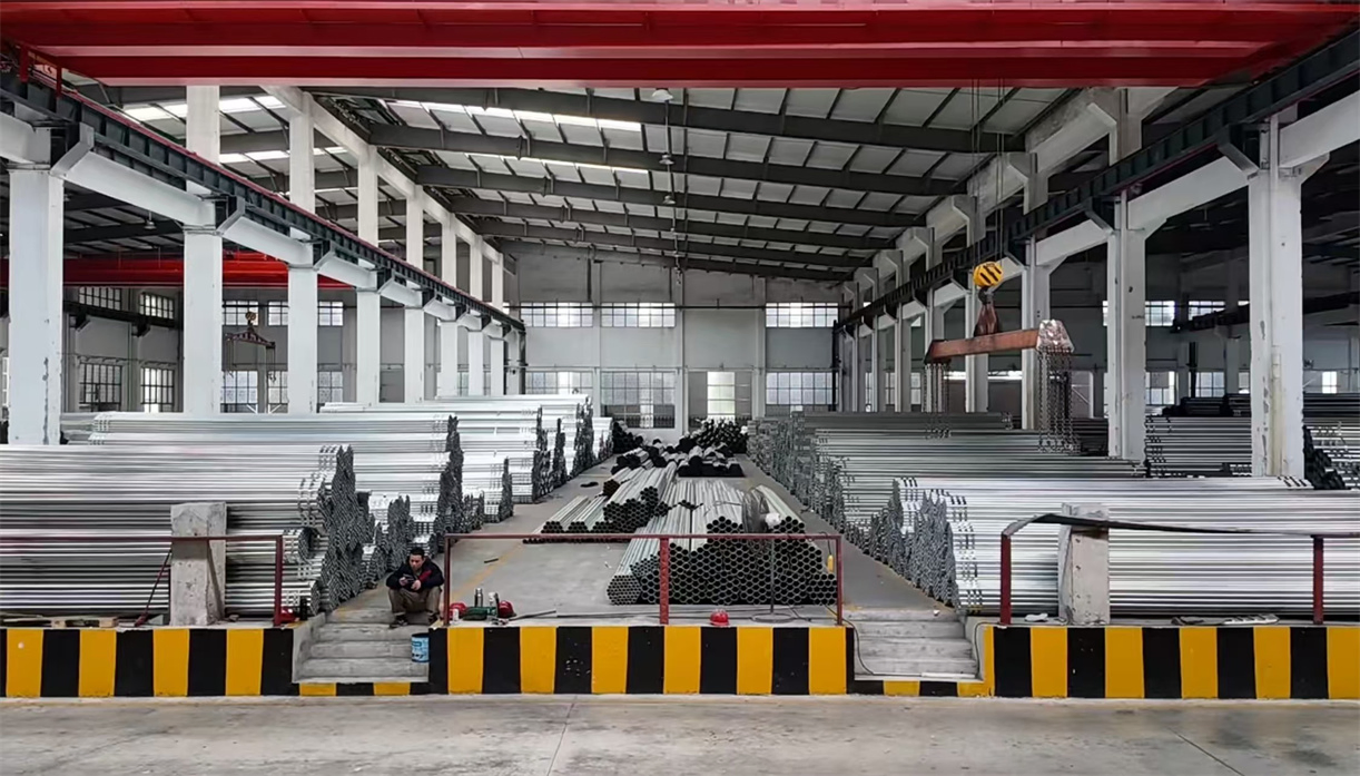 Best Selling Hygienic & Safe Carbon Steel Seamless Pipe with Smooth Surface