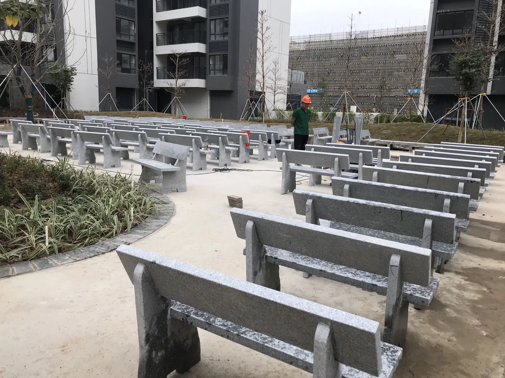 Hot Sale Polished Absolute China Yunfu Cheap Black/White/Golden Granite Factory Direct Supply