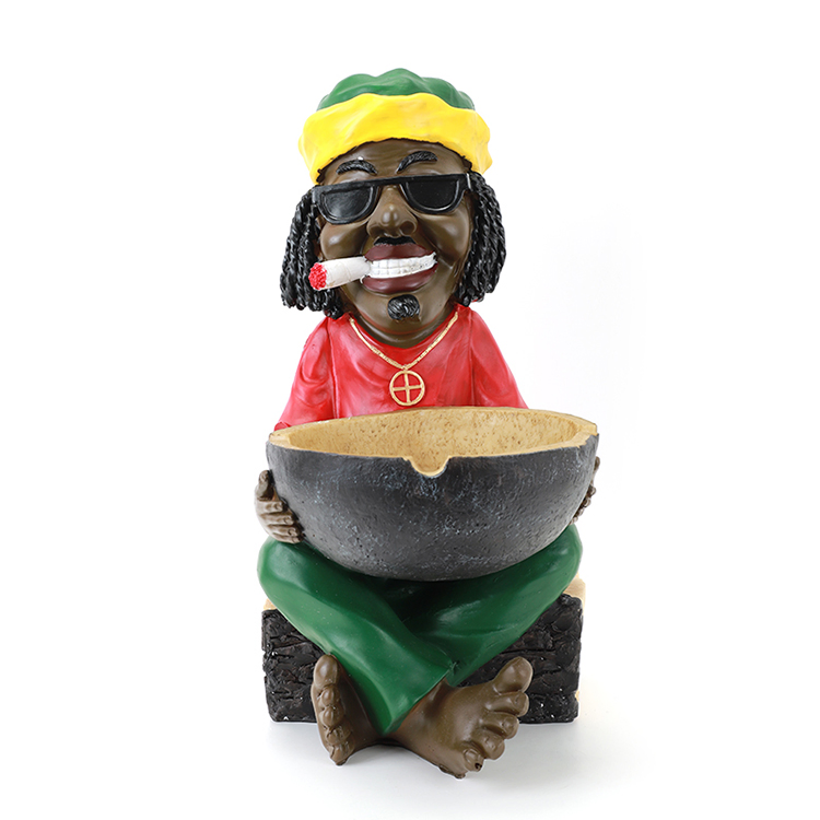 2021 New Design OEM Logo Creative Mold Smoking Resin Ashtray