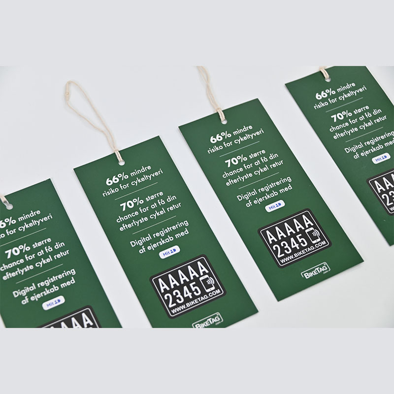 Personalized Hang Tag Labels Stylish Waterproof for Apparel Packaging Use