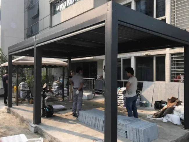 Elegant Outdoor Aluminum Alloy Pergola with Electric Louvers