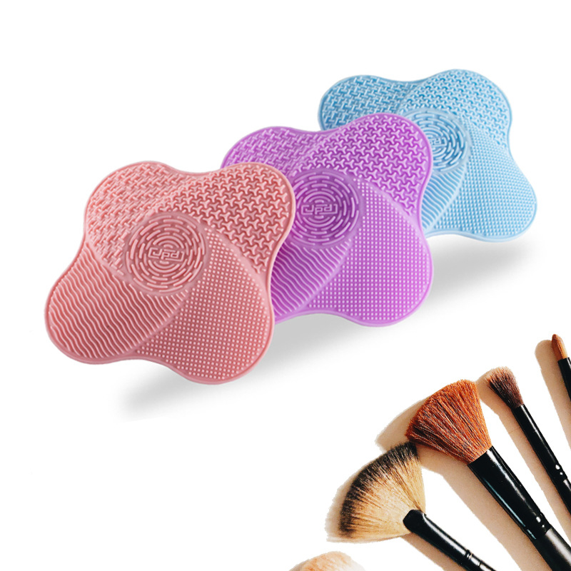 Customized Color Flower Shape Portable Cosmetics Scrubber Board Silicon Makeup Cleaning Brush Cleaner Mat Make up Washing Pad