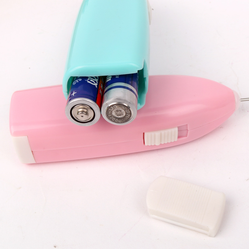 Электрический венчик для взбивания молока и яиц