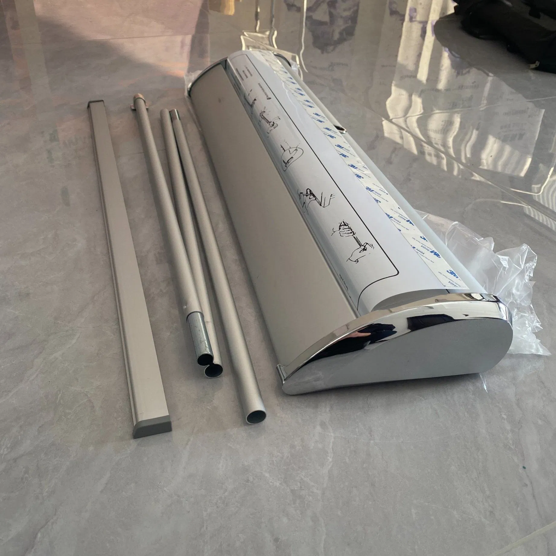 Aluminum Roll Screen Stand Retractable Banners Pull up Banner