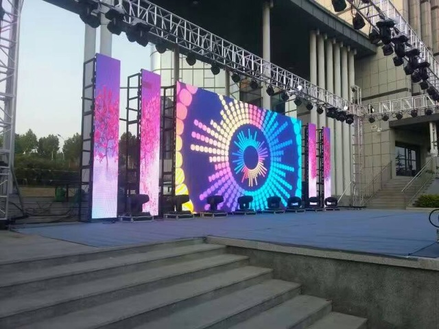 High-Definition P8 LED Video Display for Event Stages