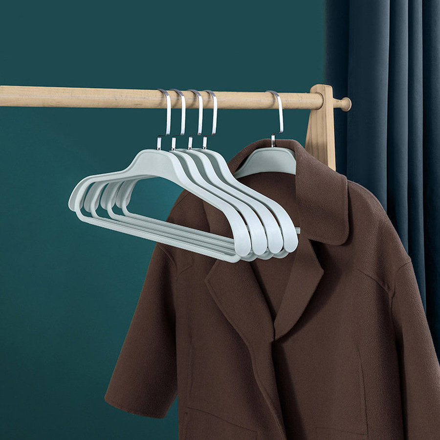 Environmentally Friendly Ry220330 Wide Shoulder Plastic Hanger for Children's Clothing Store