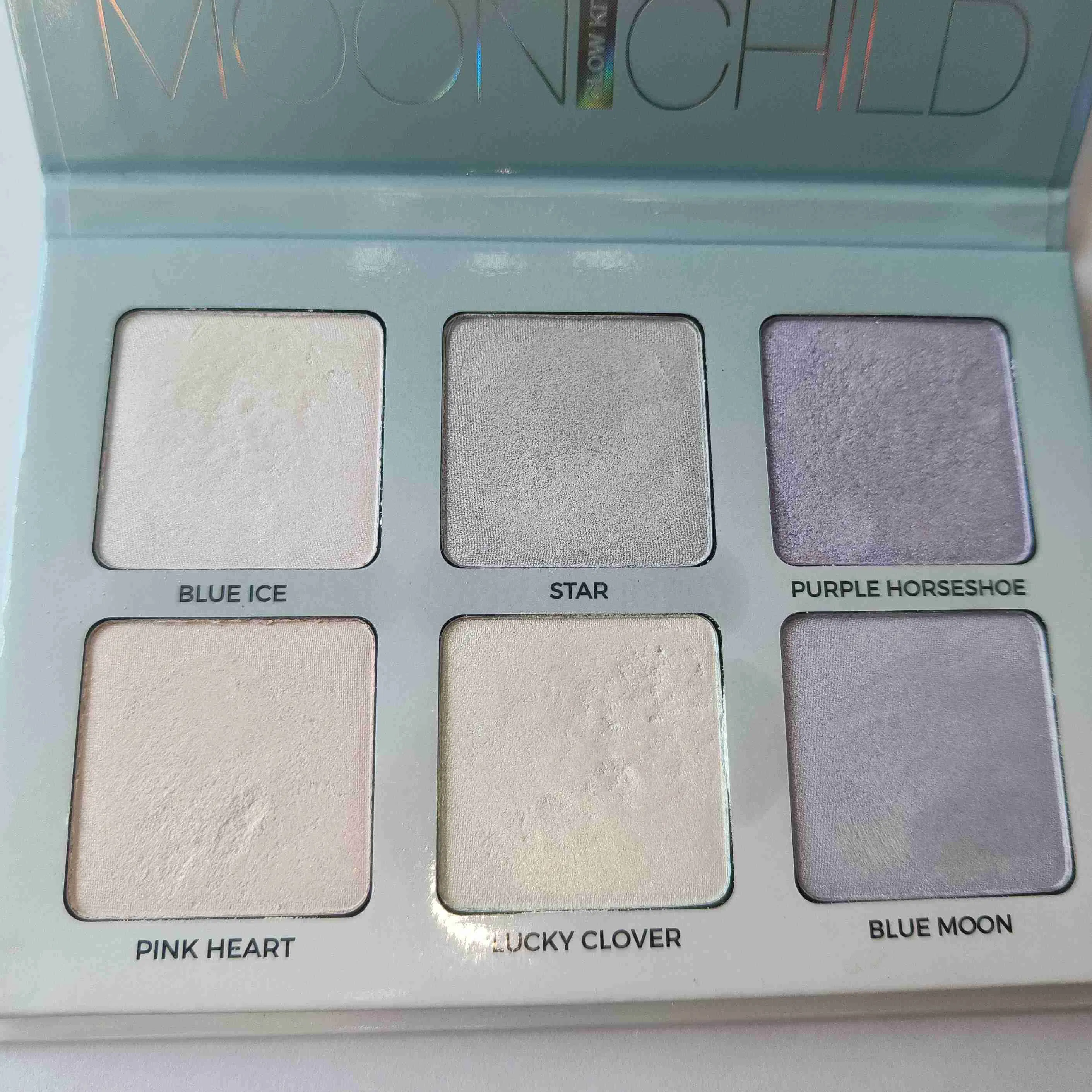 Vibrant and Versatile Eyeshadow Palette for Stunning Styles