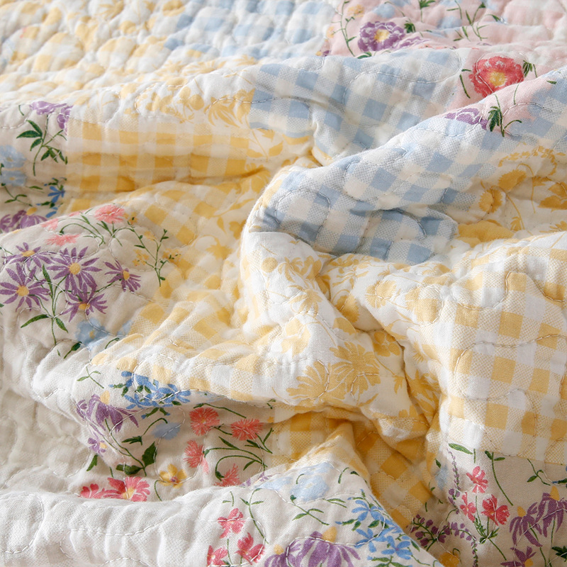 Soft Light Weight Natural Eco-Friendly Sustainable Long Standard New Premium Comforter Quilt