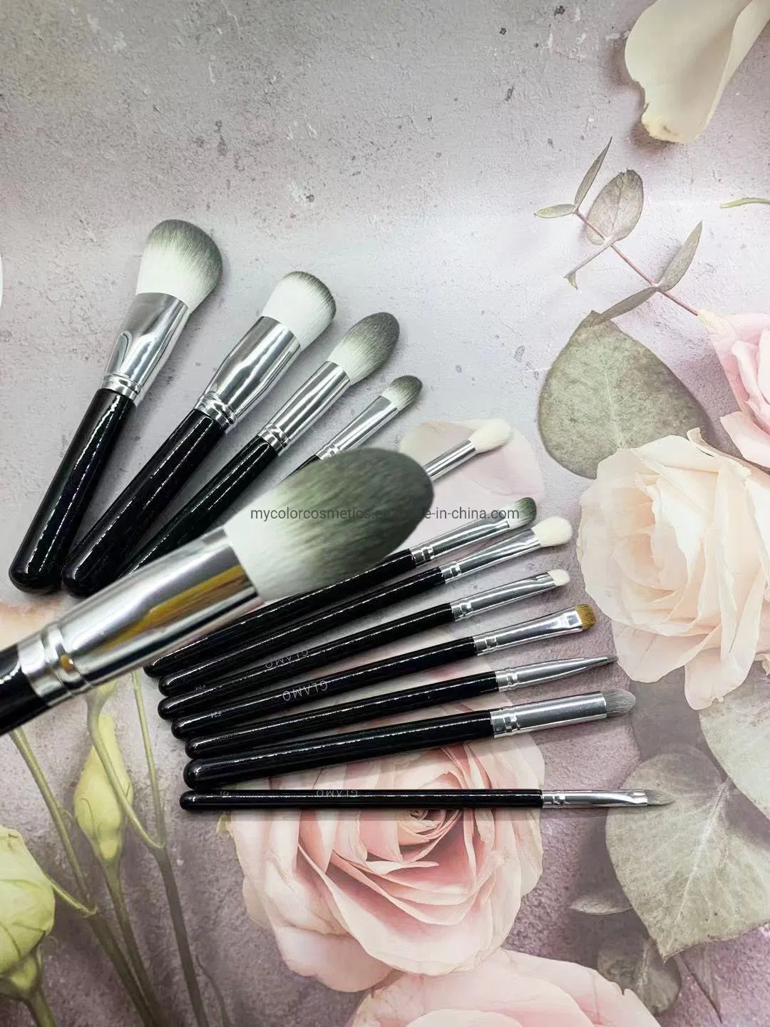 13 PCS Cosmetics Synthetic Hair Makeup Brushes Set with Aluminum Ferrule and Wooden Handle