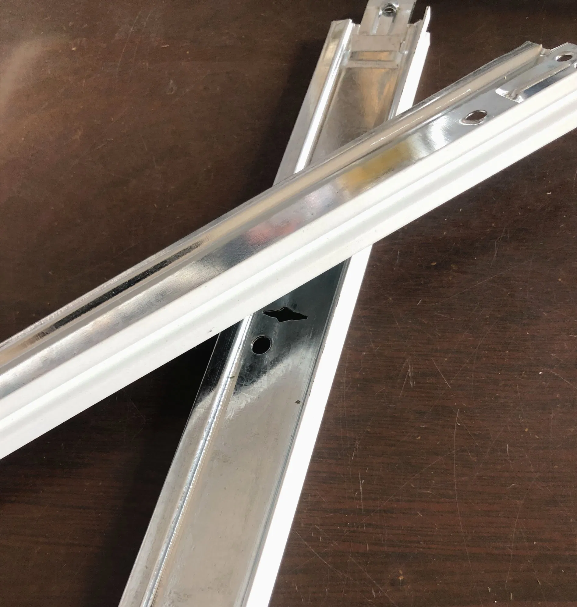 Ceiling Grids for Suspended Ceiling Wall Partion