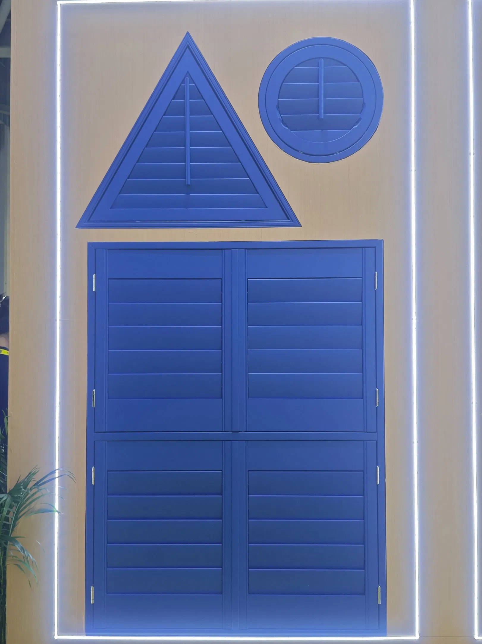 Custom High Quality Shutters Solid Paulownia Wood Shutters Termite Prevention