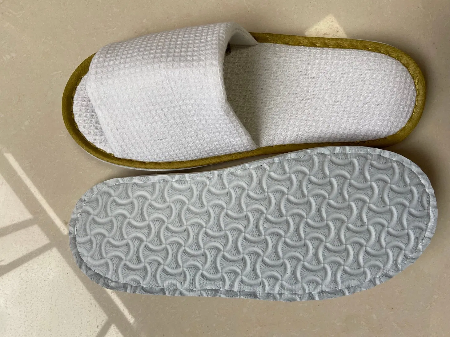 Hotel Wholesale Personalized Comfortable Linen Bedroom Guest Slippers