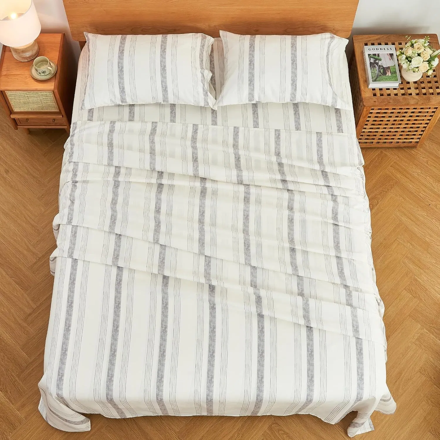 Microfiber Super Soft Queen Size Bed Sheet Set Cooling Sheets Luxury Hotel Style Home Decor Gift for Women Men