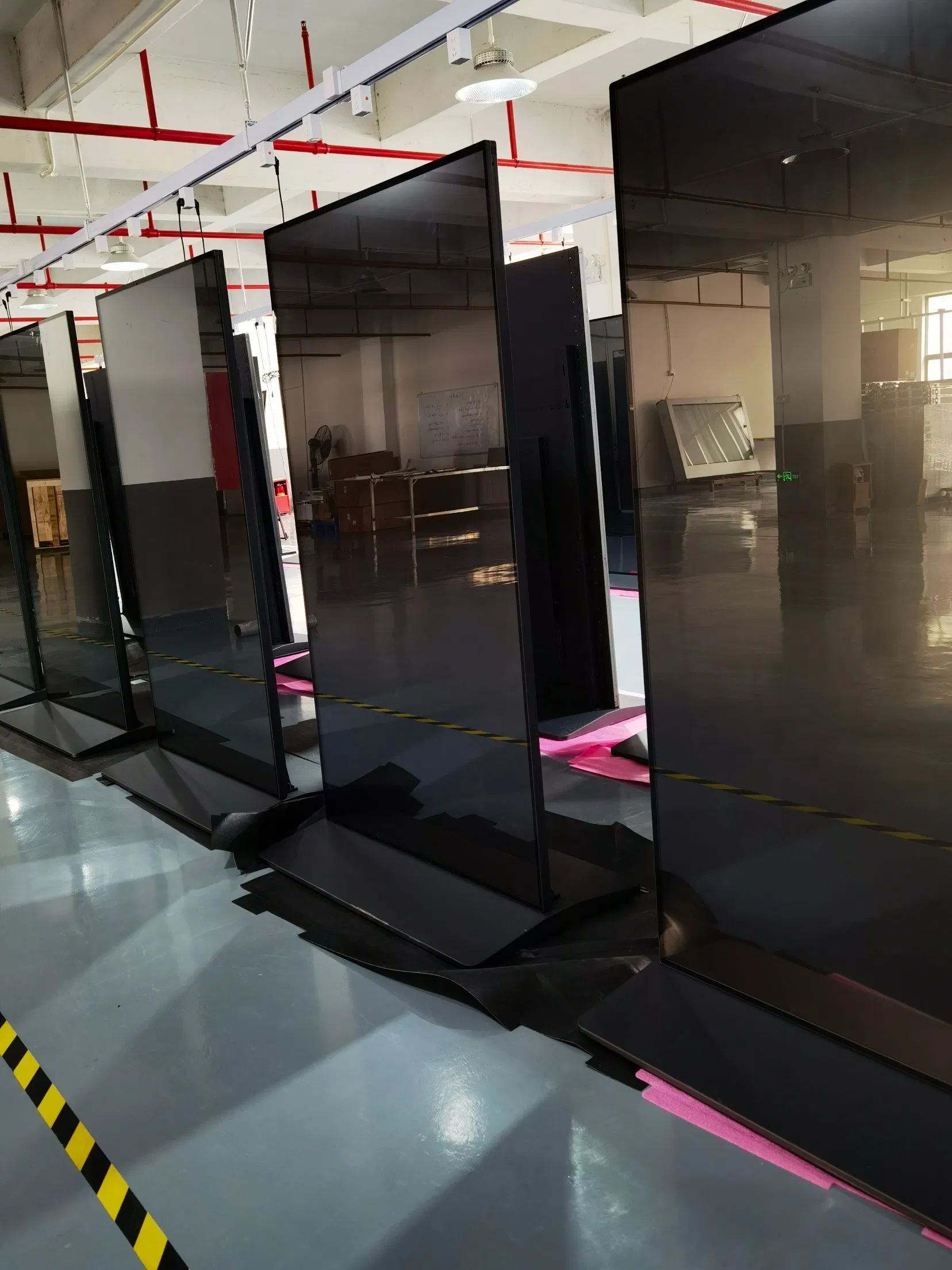 86 Inch Full Screen Indoor Vertical Screens All in One Advertising LCD Digital Signage Kiosk LCD Totem Display