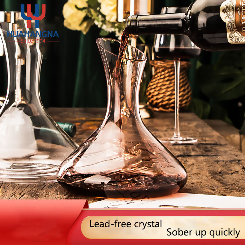 Vintage Design Bottle Shaped Wine Pourer Crystal Decanter and Wine Carafe for Red and White Wines Liquor and Cocktails
