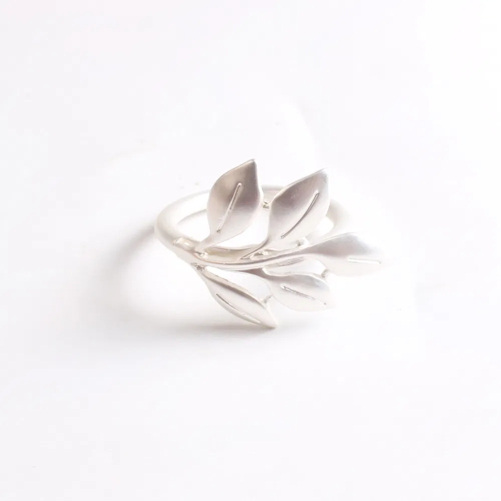 Elegant Deer-Shaped Napkin Rings for Weddings and Events