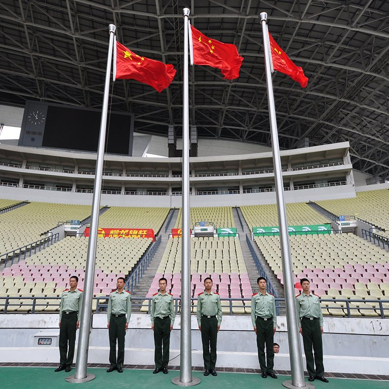 20 Meter Stainless Steel / Aluminum Flag Pole Automatic Raising Flag Pole Electric Flag Pole