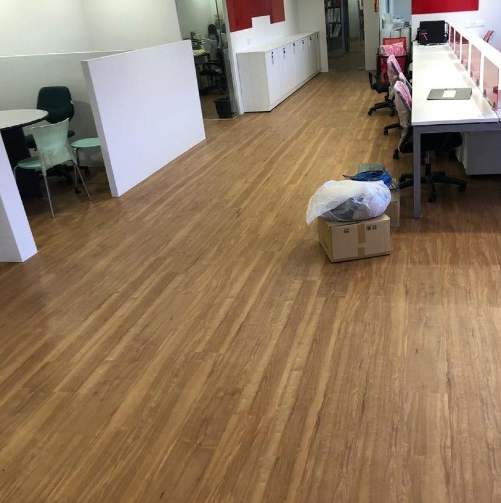 Vinyl Floor Home Decor Decoration Material 20mil Indoor Cost-Effectively Waterproof Hybrid Plank Vinyl Rvp Spc Flooring Tile