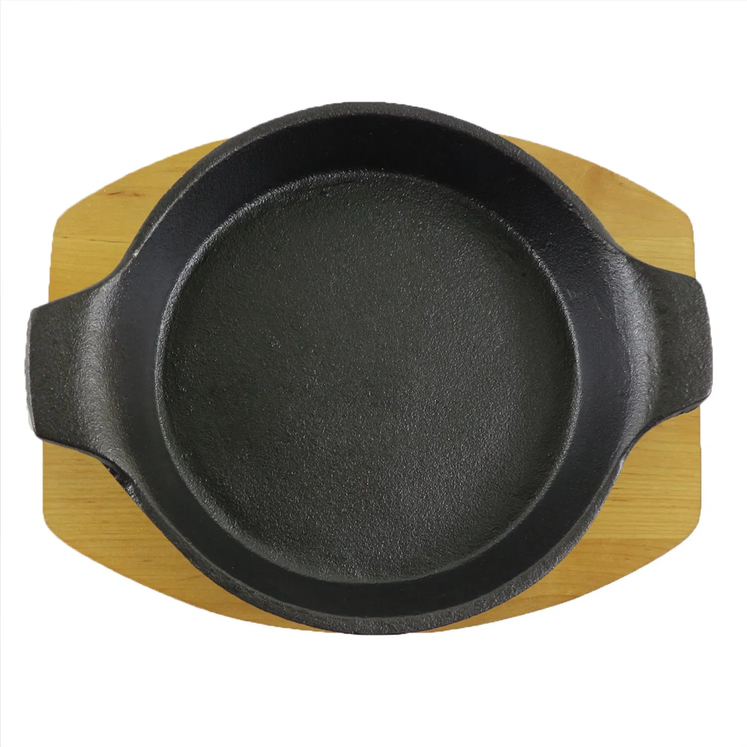 Чугунная сковорода с деревянной подставкой