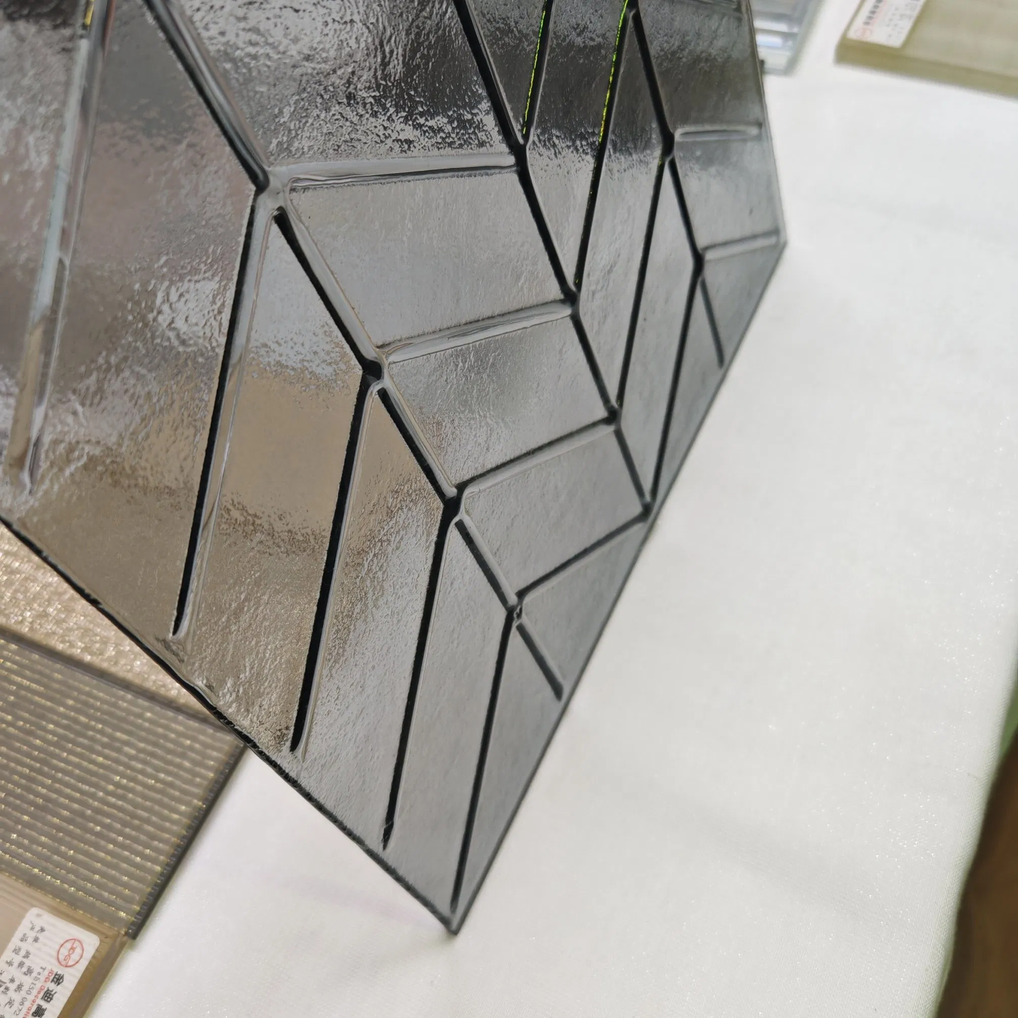 European Gray Diagonal Stripe Pattern Fused Glass for Traditional Interiors