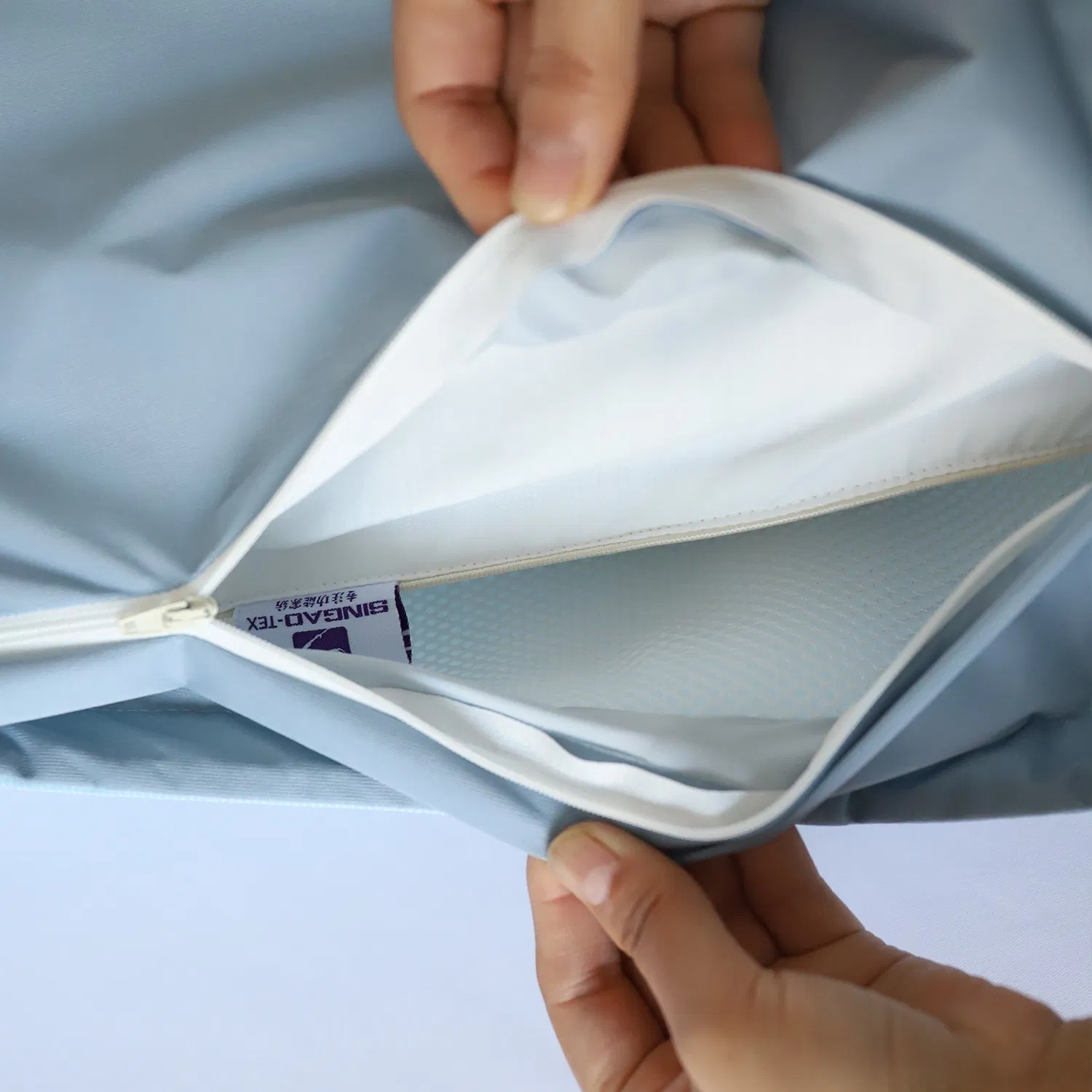 Queen 4 PCS OEM& ODM Zipper Pillow Cover Protectors Waterproof Pillow Case