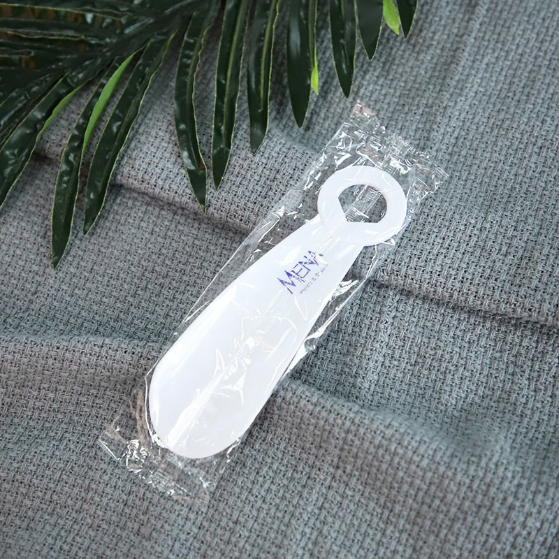 Disposable Customized Logo Plastic Convenient Ergonomic Hotel Travel Shoe Horn