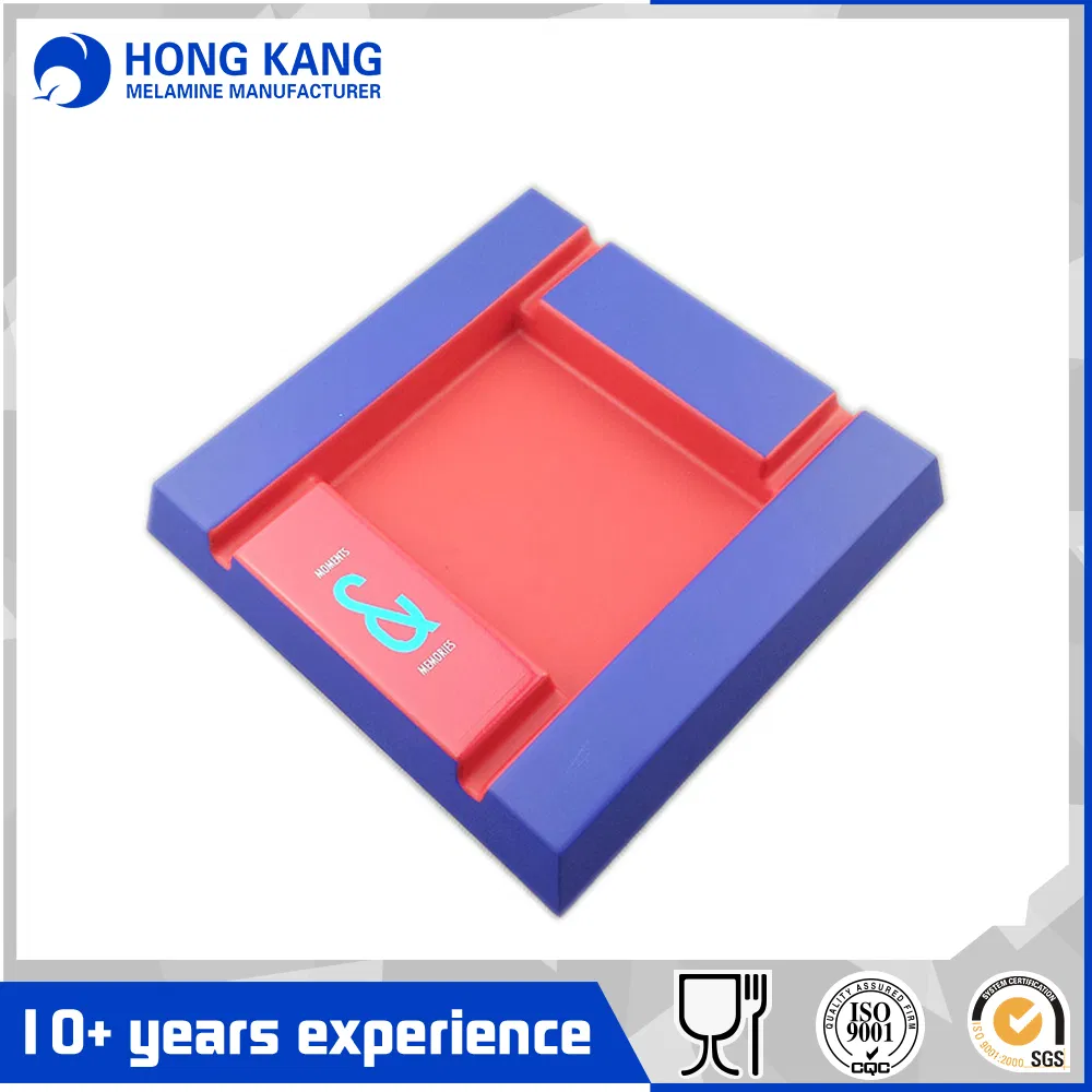 Passed Ce RoHS Square Blue Camel Ashtray with Lid