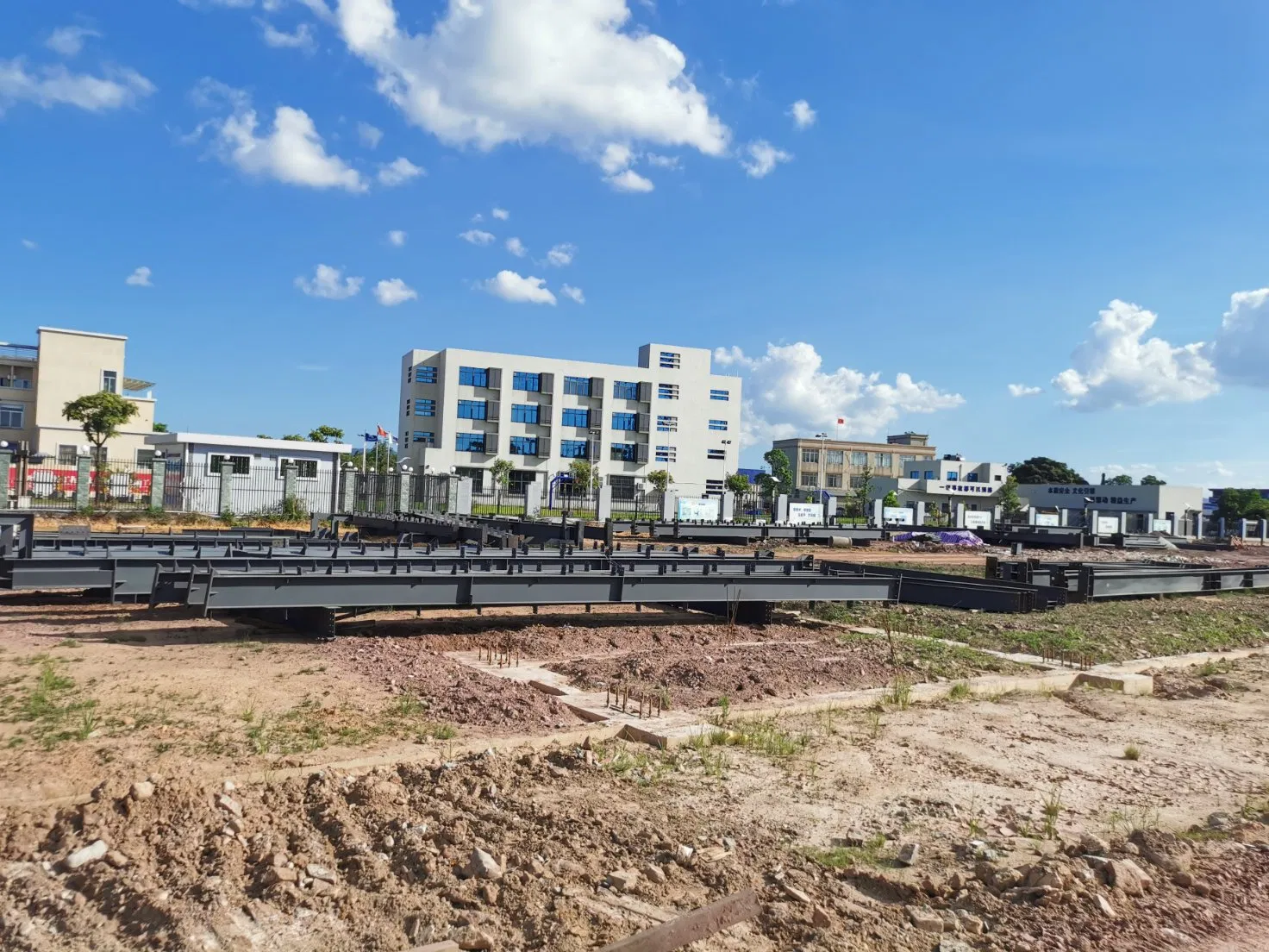 Prefabricated Light Steel Warehouse Steel Structure Building Warehouse Large Supermarket