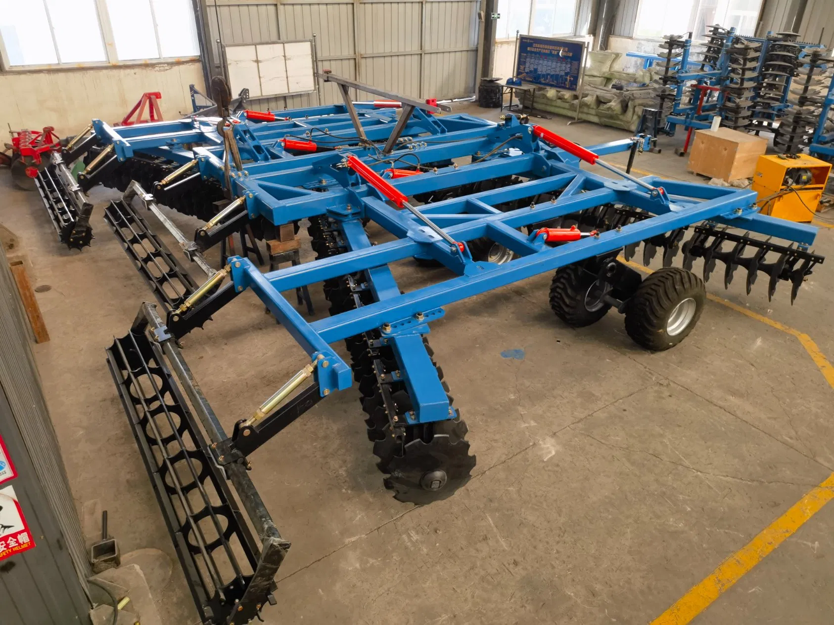 Дисковая борона 8,5 м для трактора 400-450 л.с.