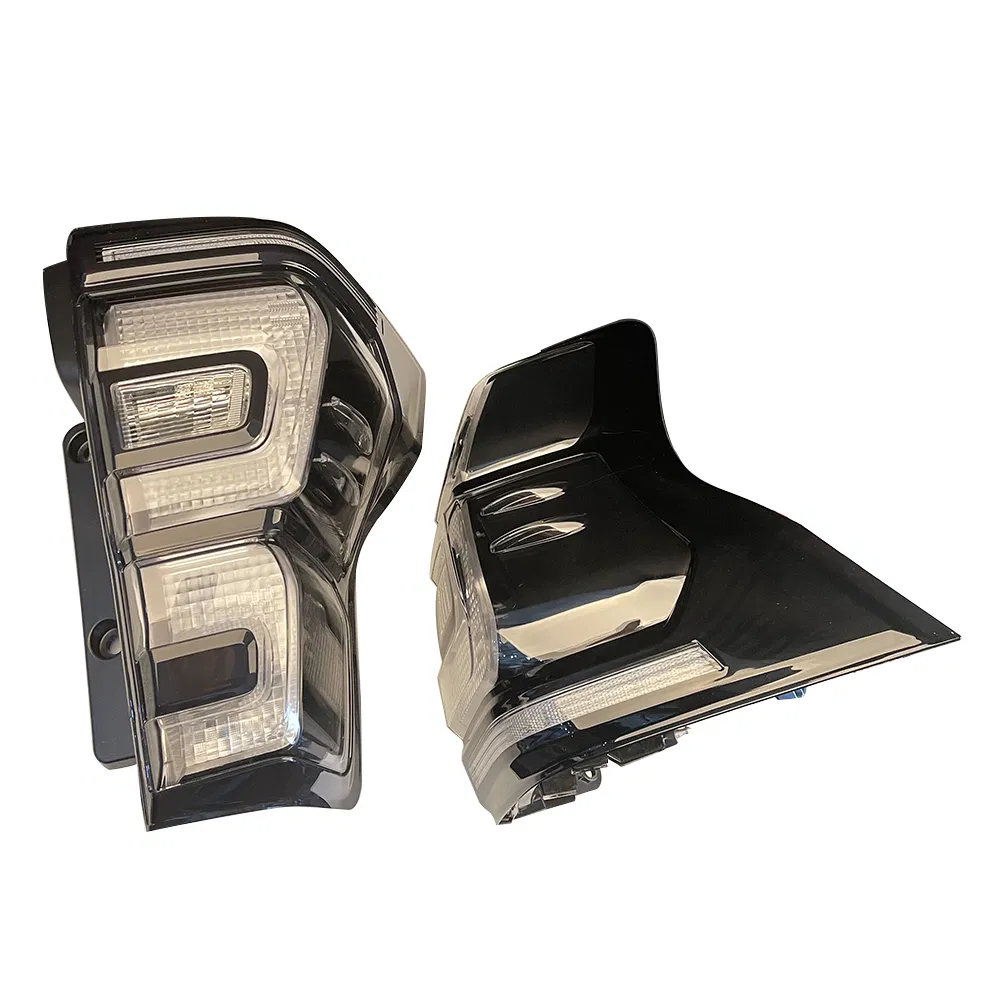 Светодиодные задние фонари Toyota Prado FJ150 с динамическими поворотниками и дымчатым эффектом