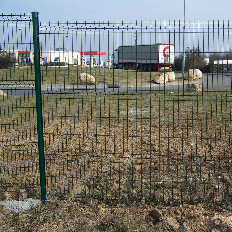 Factory Price China Direct Manufacture High Quaity OEM Garden Wholesale Powder Coated Welded Metal Curved 3D Triangle V Mesh Security Mesh Panel Fence for Sale