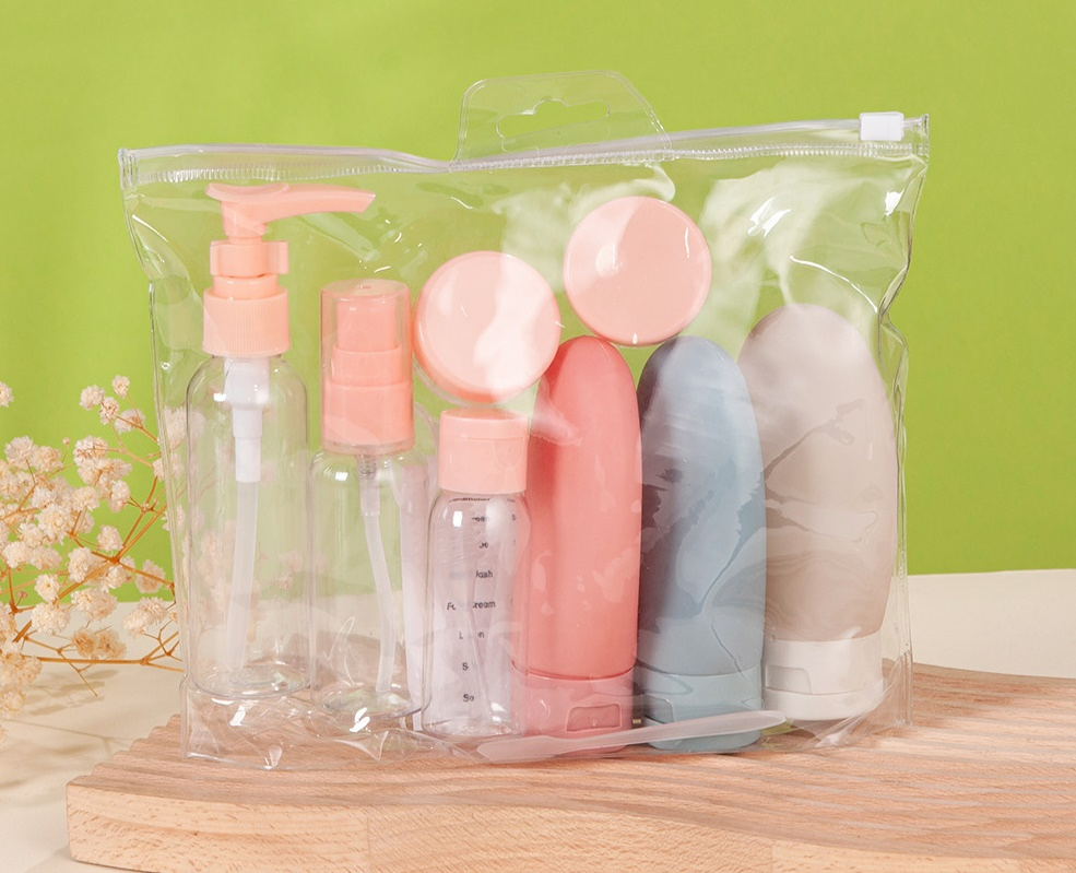 Promotional Gift 13 PCS Travel Essentials Kit Portable Squeeze Bottle Dispenser Airplane Packaging