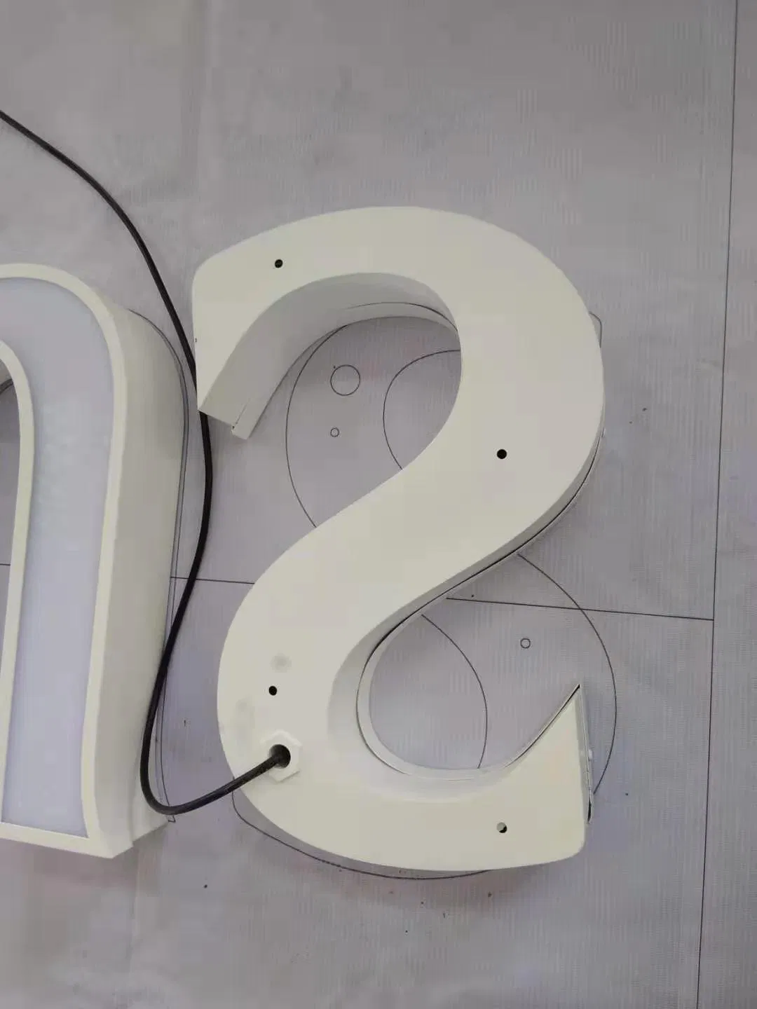 Exterior Acrylic LED Channel Letters Advertising Sign