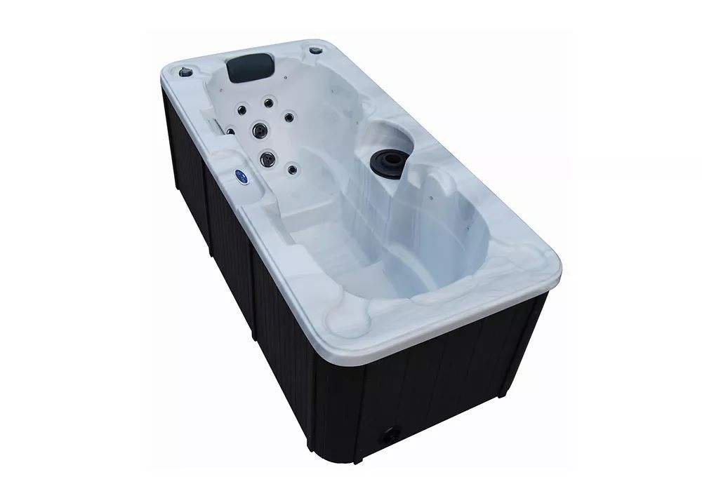 Уличный СПА для 4 человек с акриловым корпусом и системой Balboa