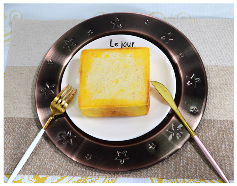 2022 Hot Selling 13 in. Gold Stainless Steel Base Plate for Wedding