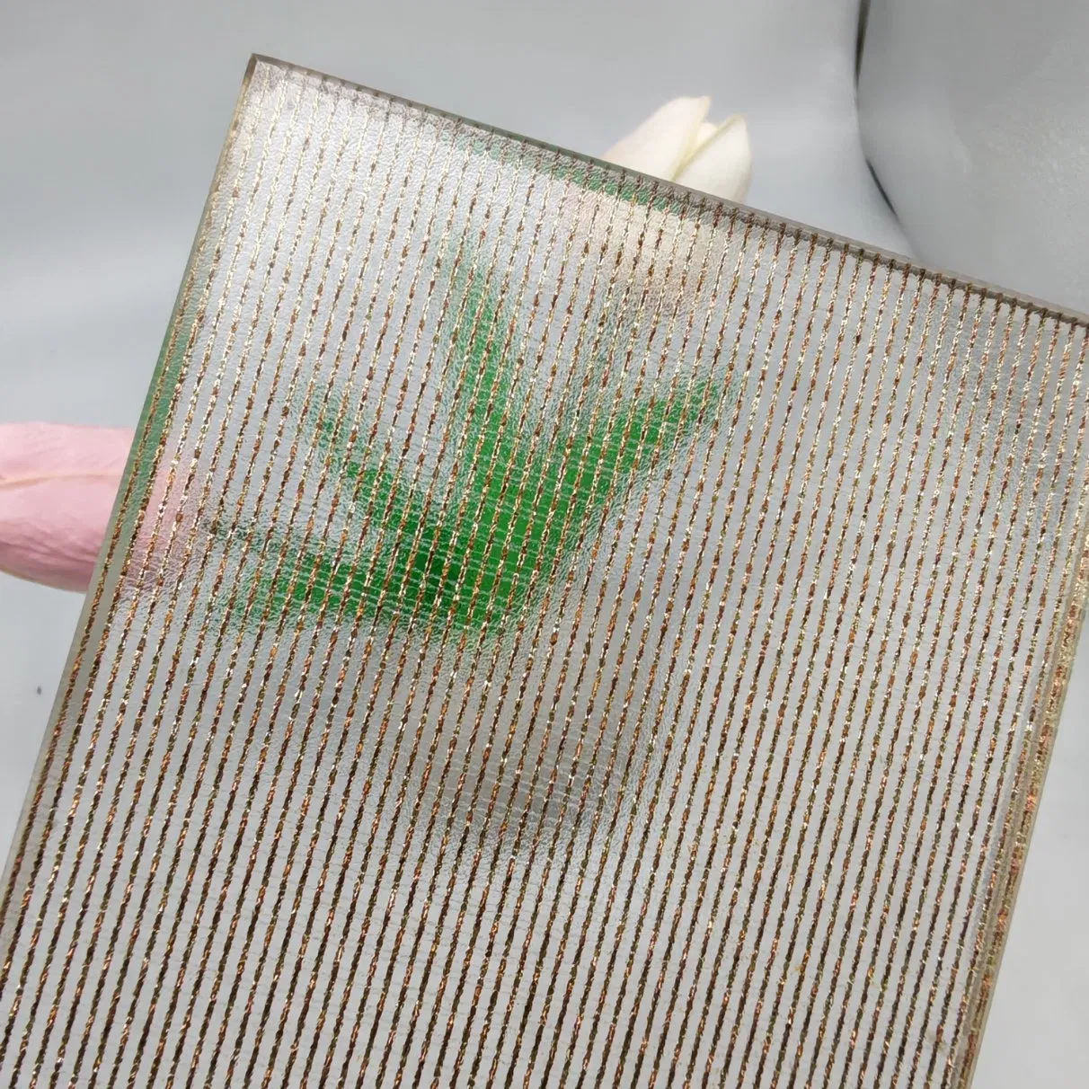 Custom Laminated Glass Products for Residential and Commercial Use