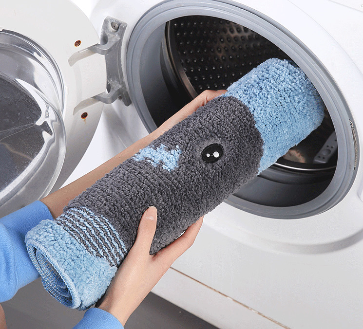 Comfortable Touching Luxury Shaggy Bathroom Flocked Fabric Mat