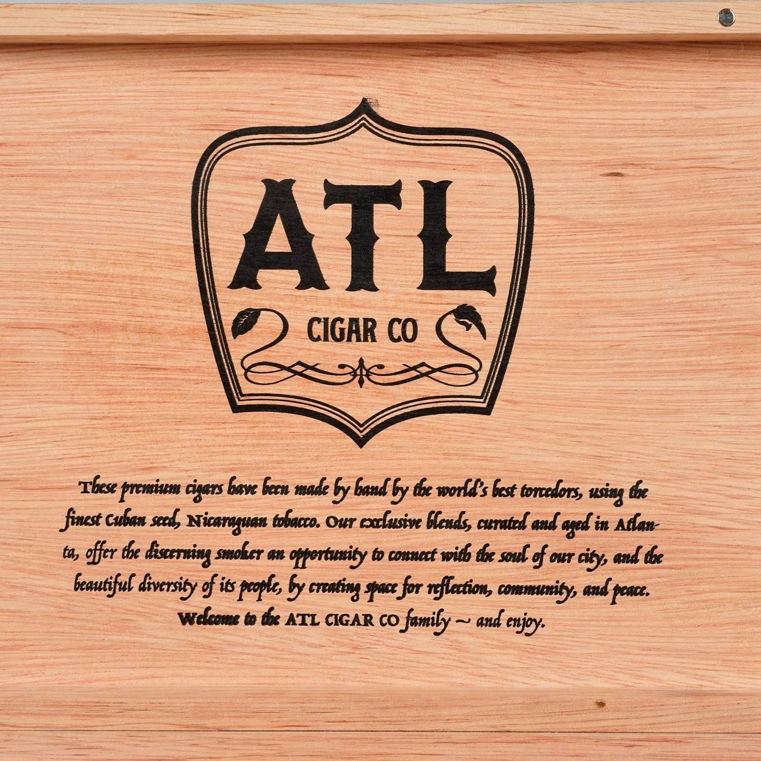 Wholesale High Quality Custom Gift Humidor Cigar Wood Cedar Cigar Packaging Storage Cigarette Humidor Boxes Manufacturer for Sale