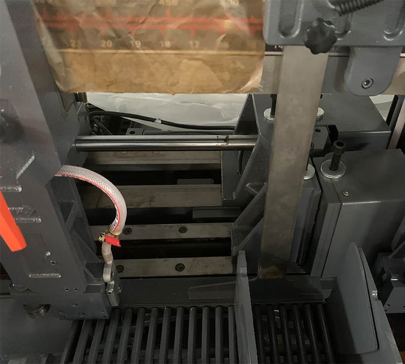 Станок ленточнопильный полуавтоматический по металлу H-33N