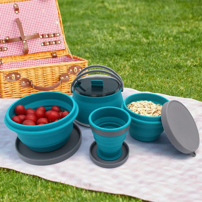 Threee Plece Set Portable Silicone Camping Collapsible Kettle Pot Bowl Cups Cook Set with Custom Logo
