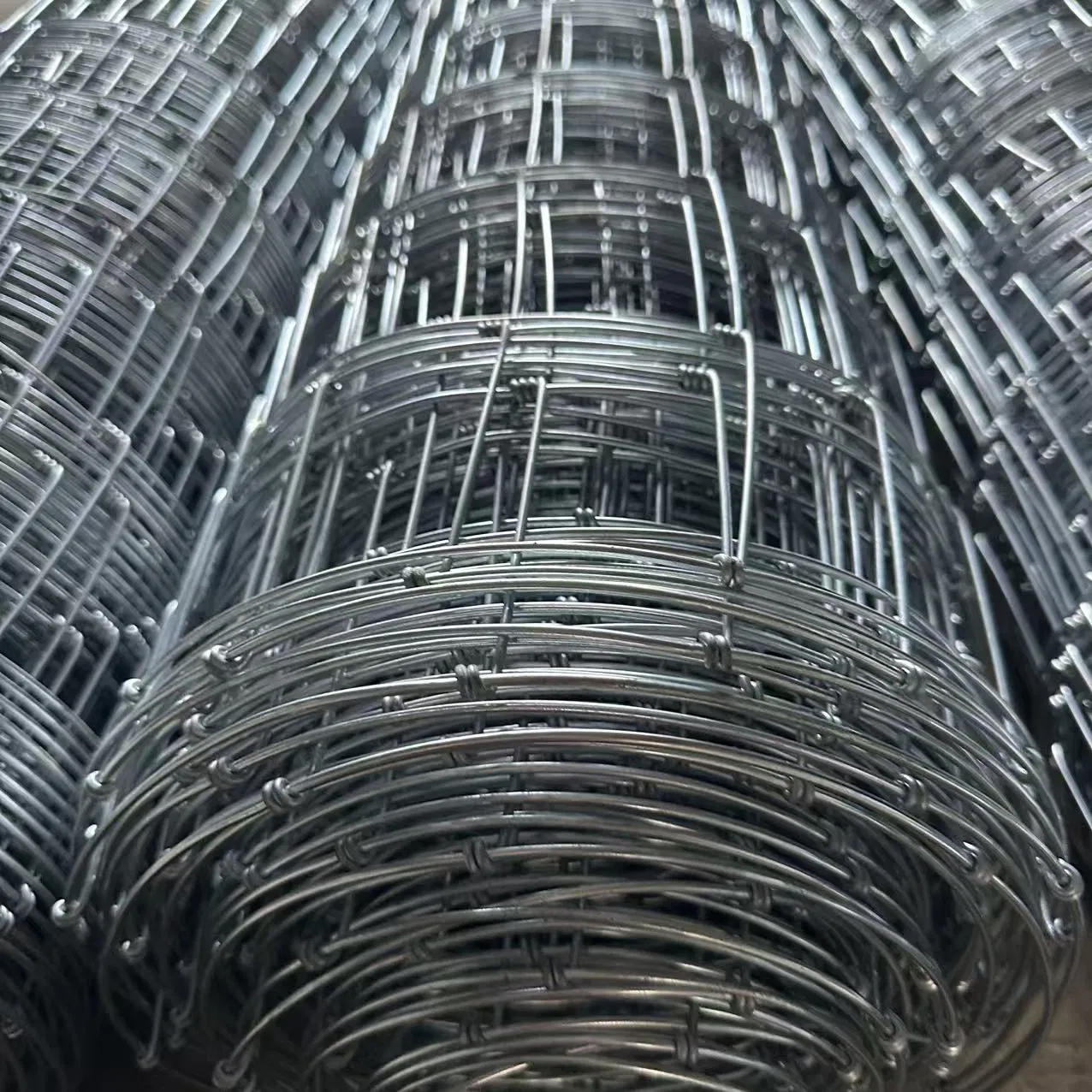 Strong-Hold Heavy-Duty Ranch Cattle Enclosure Fence